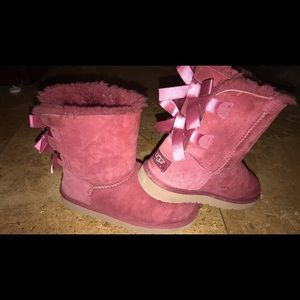 Girls Size 3 Rose Bailey Bow Uggs